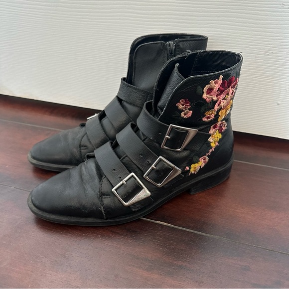 Size 7.5 (38) Zara Women’s Trafaluc Floral Embroidered Buckle Ankle Boots Black - Picture 9 of 13